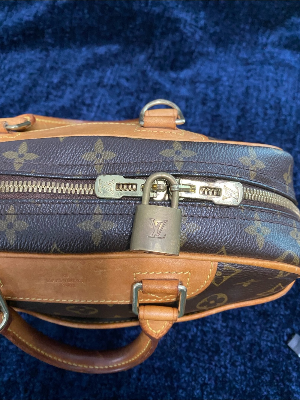 Vintage Louis Vuitton Monogram Deauville Handbag - Picture 4 of 16